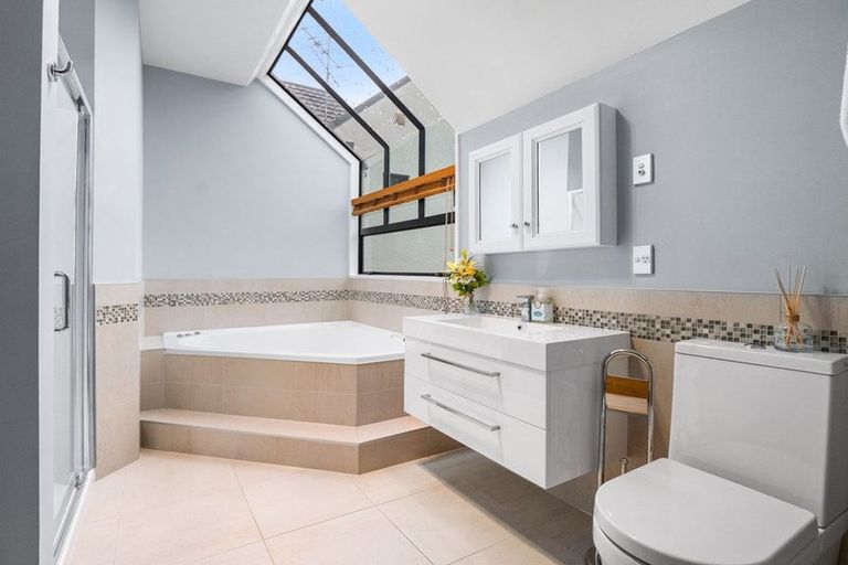 Photo of property in 41 Overdale Drive, Cashmere, Christchurch, 8022