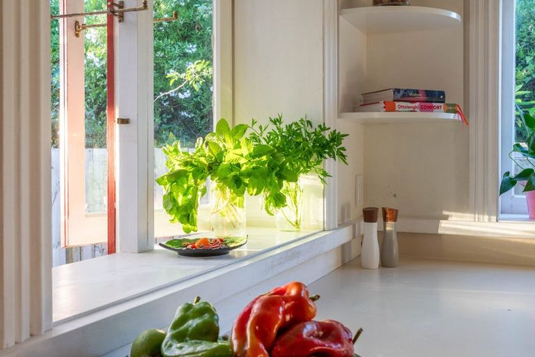 Photo of property in 34 Main Street, Greytown, 5712