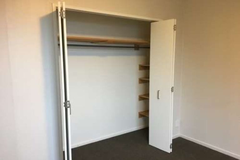 Photo of property in 3/49 Maungaraki Road, Korokoro, Lower Hutt, 5012