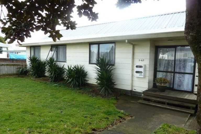 Photo of property in 1/63 Redcrest Avenue, Red Hill, Papakura, 2110