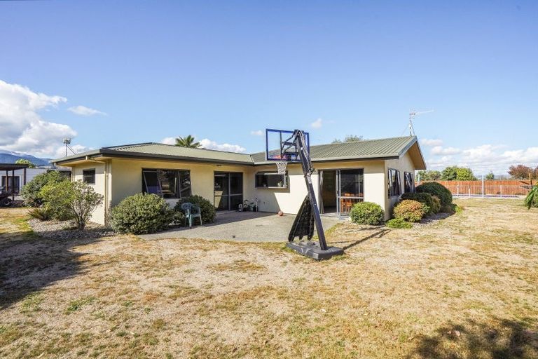 Photo of property in 90 Clover Road West, Hope, Brightwater, 7091