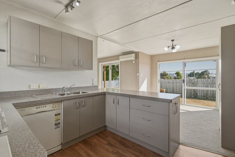 Photo of property in 9 Motutere Avenue, Taupo, 3330
