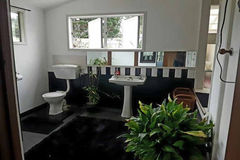 Photo of property in 52 Bright Street, Eketahuna, 4900