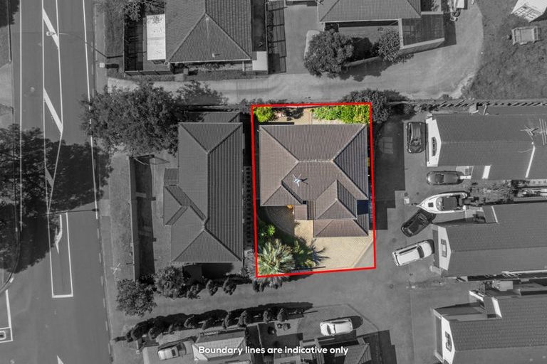 Photo of property in 153a Bucklands Beach Road, Bucklands Beach, Auckland, 2012