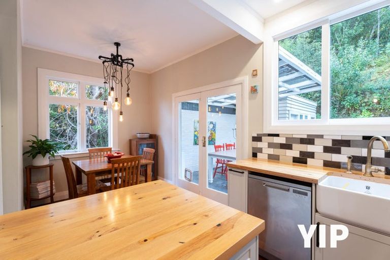 Photo of property in 28 Tuapapa Street, Johnsonville, Wellington, 6037