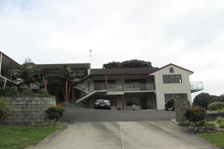 Photo of property in 1/46 Zealandia Road, Manly, Whangaparaoa, 0930