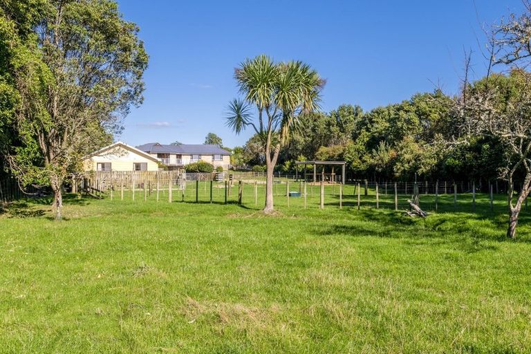 Photo of property in 57 Waitohu Valley Road, Otaki, 5512