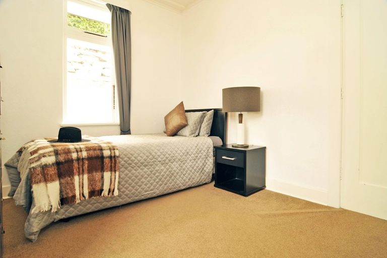 Photo of property in 42 Easther Crescent, Kew, Dunedin, 9012