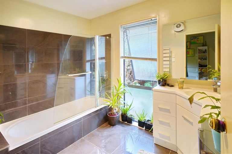 Photo of property in 3 Harvard Avenue, Wigram, Christchurch, 8042