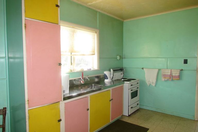 Photo of property in 18 Mcgregor Crescent, Masterton, 5810