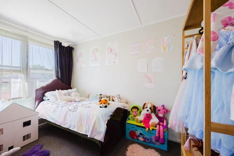 Photo of property in 18 Mackie Street, Waipukurau, 4200