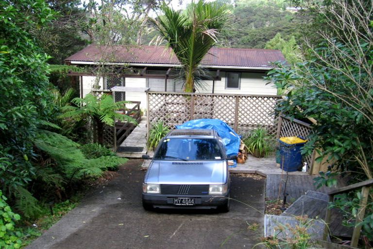 Photo of property in 29 Warner Park Avenue, Laingholm, Auckland, 0604