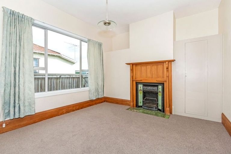 Photo of property in 19 Newcastle Street, Phillipstown, Christchurch, 8011