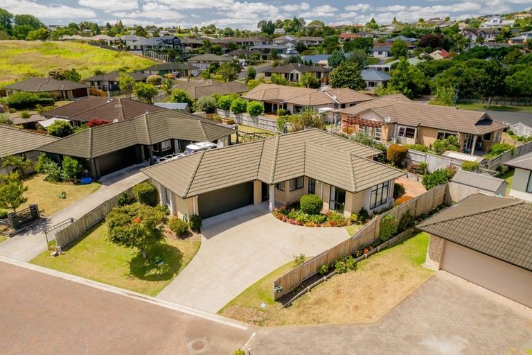 Photo of property in 111 Sterling Gate Drive, Bethlehem, Tauranga, 3110