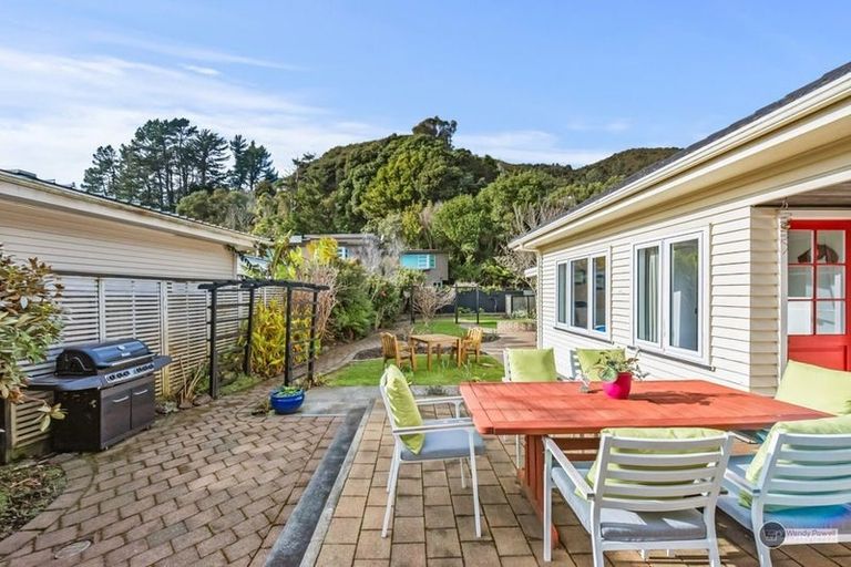 Photo of property in 75 Wyndrum Avenue, Waterloo, Lower Hutt, 5011