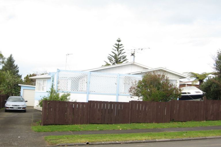 Photo of property in 5 Frangipani Avenue, Manurewa, Auckland, 2102