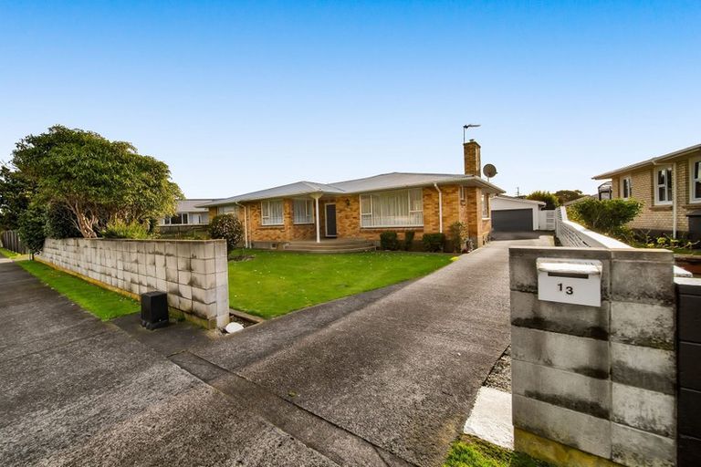 Photo of property in 13 Mccarthy Street, Hawera, 4610