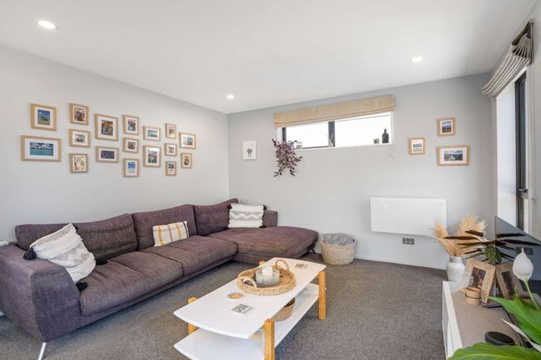 Photo of property in 2/96 Palmers Road, New Brighton, Christchurch, 8083