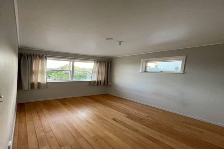 Photo of property in 29 Monarch Avenue, Hillcrest, Auckland, 0627