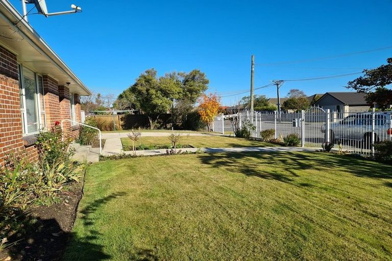 Photo of property in 1/136 Harris Crescent, Papanui, Christchurch, 8053