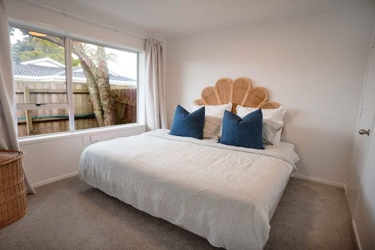 Photo of property in 3/83 Centreway Road, Orewa, 0931