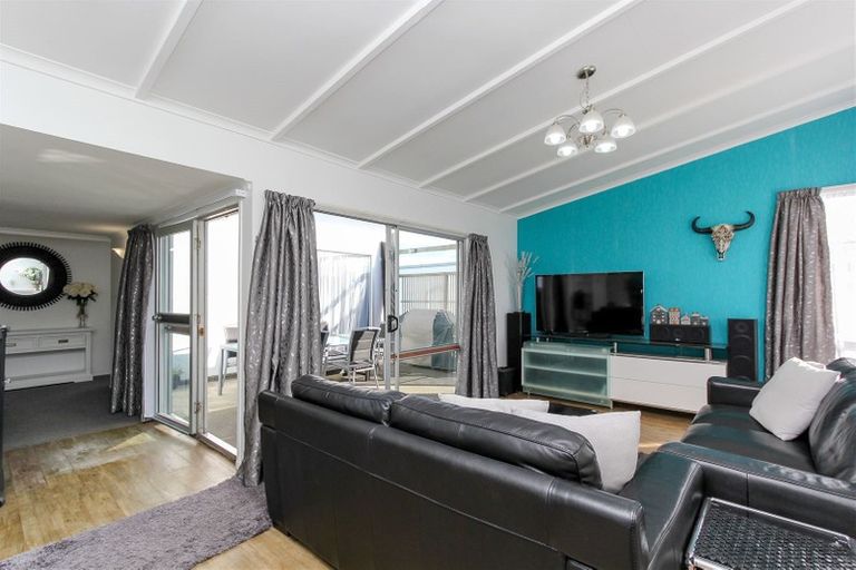 Photo of property in 17 Mangati Road, Bell Block, New Plymouth, 4312