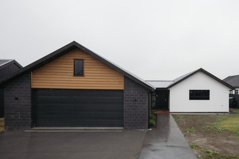 Photo of property in 14 Gimbal Place, Gleniti, Timaru, 7910