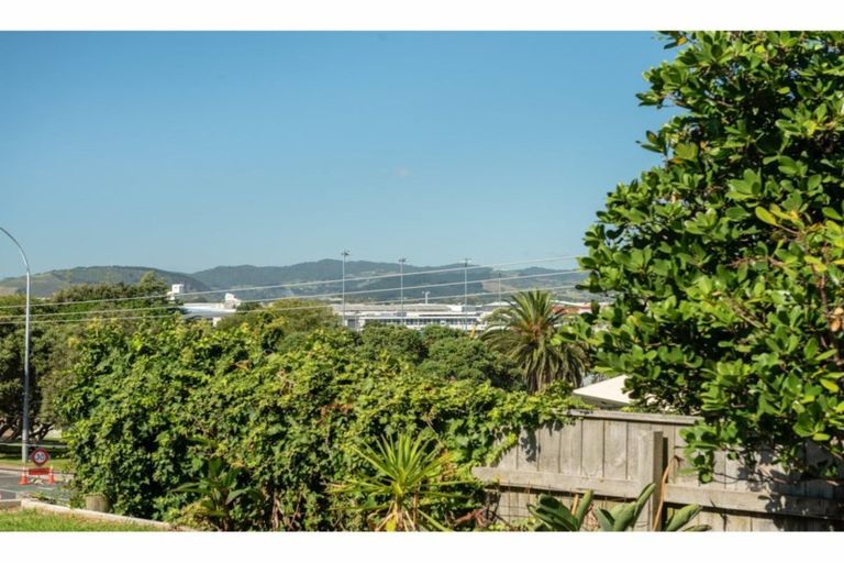 Photo of property in 475a Maunganui Road, Mount Maunganui, 3116