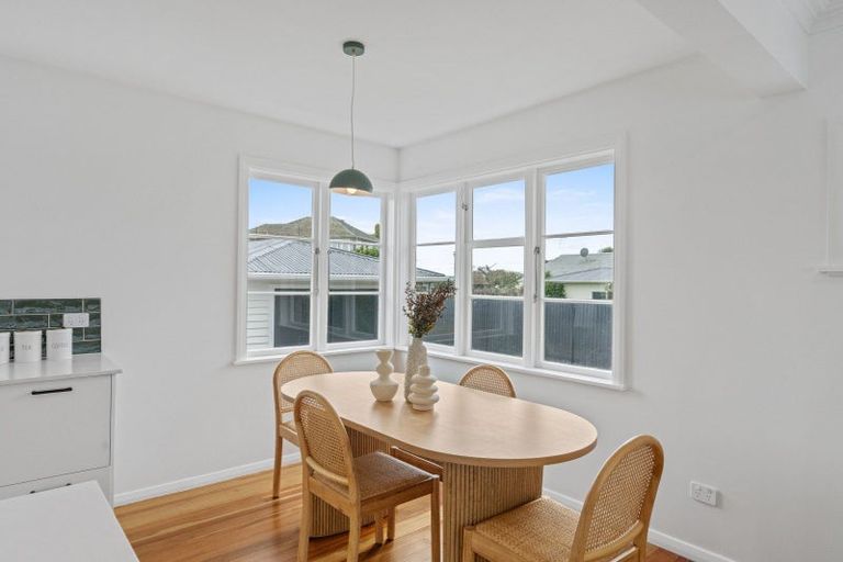 Photo of property in 81 Bartholomew Road, Levin, 5510