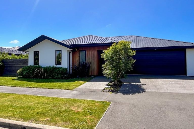 Photo of property in 16 Hillbourne Street, Halswell, Christchurch, 8025