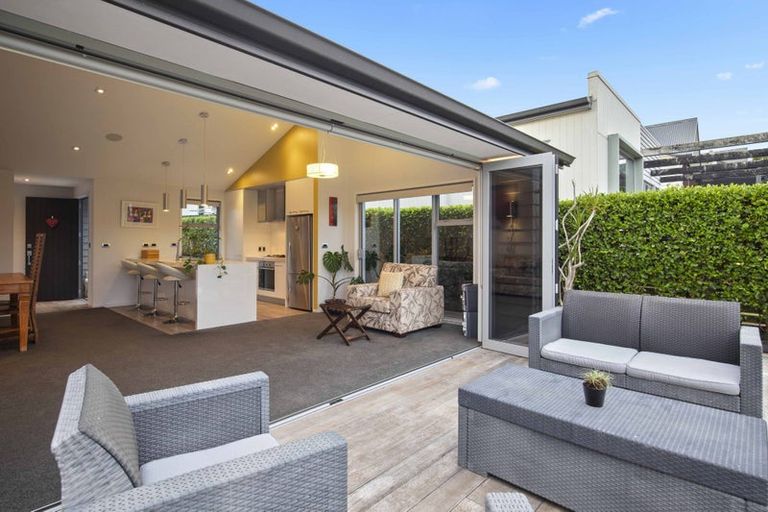 Photo of property in 11 Stockyard Crescent, Pukekohe, 2120