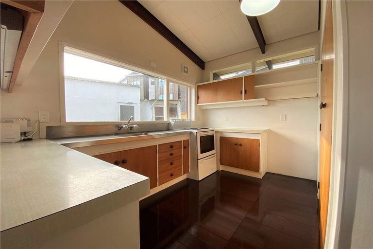 Photo of property in 36a Esmonde Road, Takapuna, Auckland, 0622