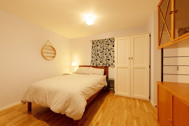 Photo of property in 13 Valley Street, Island Bay, Wellington, 6023