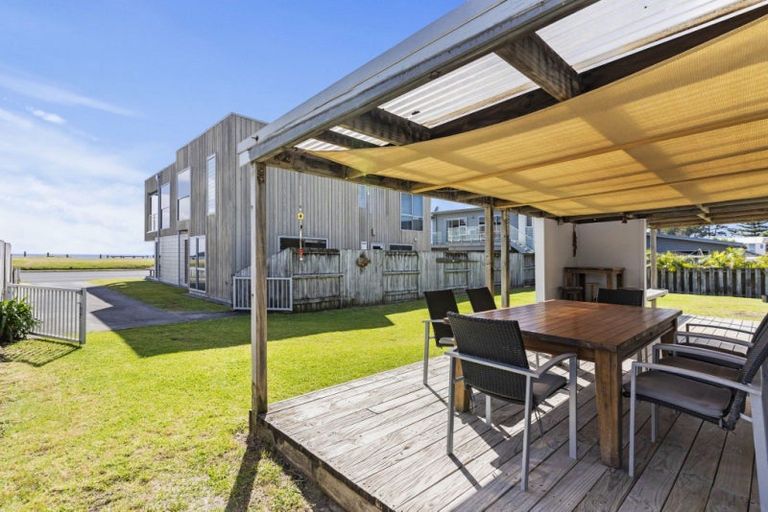 Photo of property in 107b Esplanade Drive, Whangamata, 3620