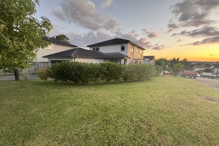 Photo of property in 9 Bellagio Way, Flat Bush, Auckland, 2019