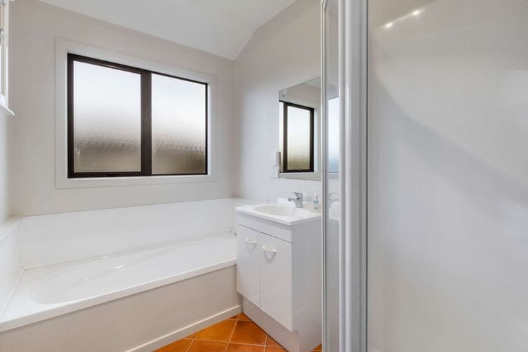 Photo of property in 128 Cameron Avenue, Te Awamutu, 3800