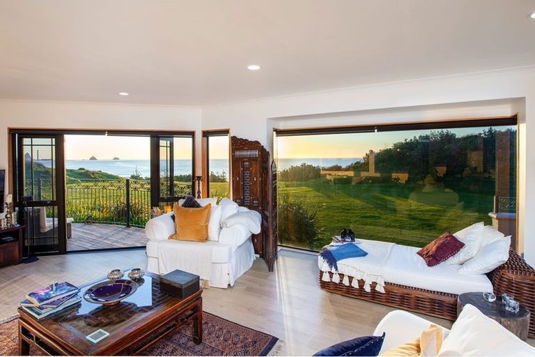 Photo of property in 2a Richmond Street, Fitzroy, New Plymouth, 4312