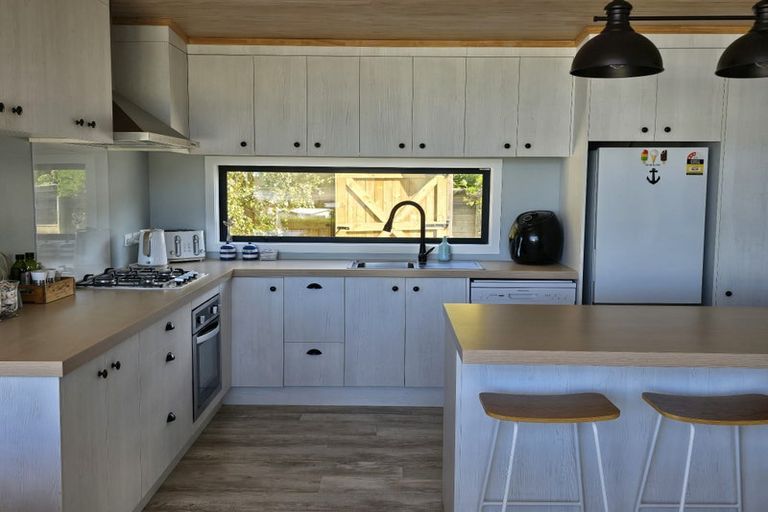 Photo of property in 4b Shoal Beach Road, Aramoana, Omakere, 4271