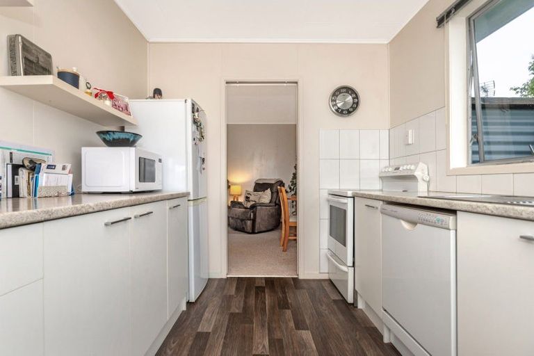 Photo of property in 100 Fox Street, Whataupoko, Gisborne, 4010