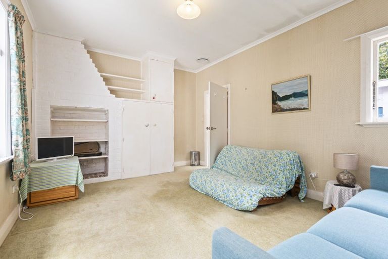 Photo of property in 49 Joblins Road, Levin, 5571