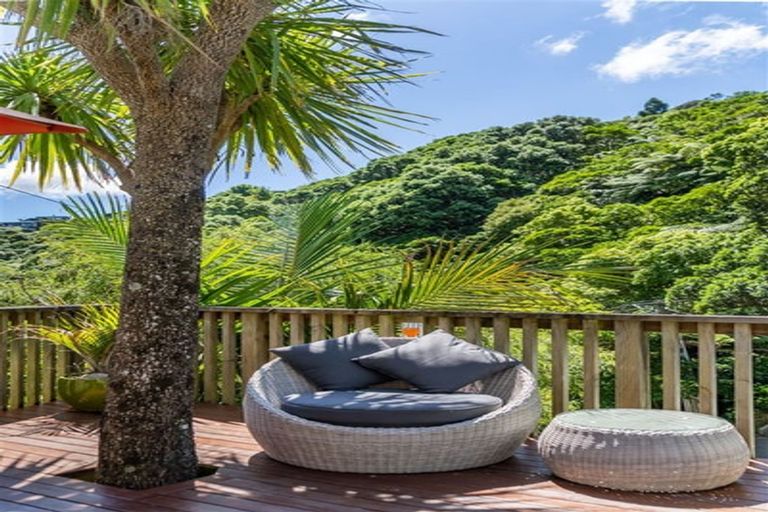 Photo of property in 3 Waitohu Road, York Bay, Lower Hutt, 5013