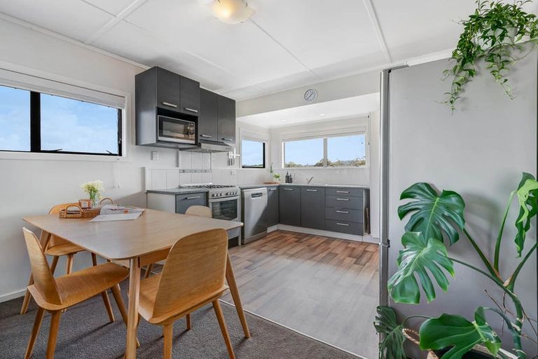Photo of property in 30 Foster Crescent, Snells Beach, 0920