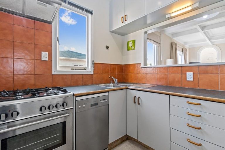 Photo of property in 15 Bell Street, Hamilton East, Hamilton, 3216