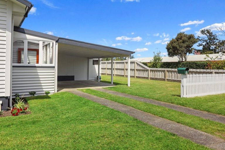 Photo of property in 3 Macmillan Street, Katikati, 3129