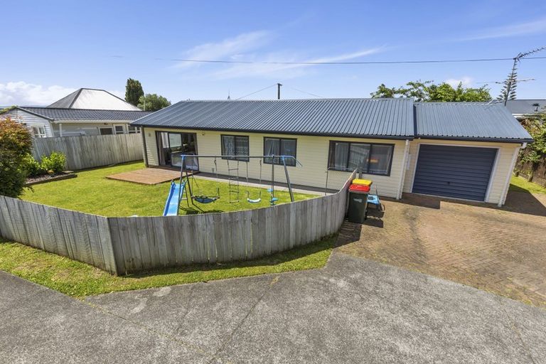 Photo of property in 1/28 Christmas Road, Manurewa, Auckland, 2102