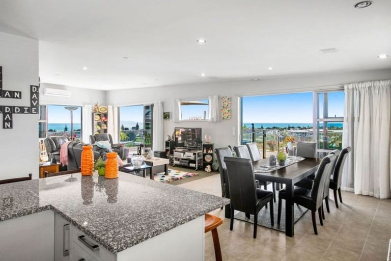 Photo of property in 31 Tohora View, Waihi Beach, 3611