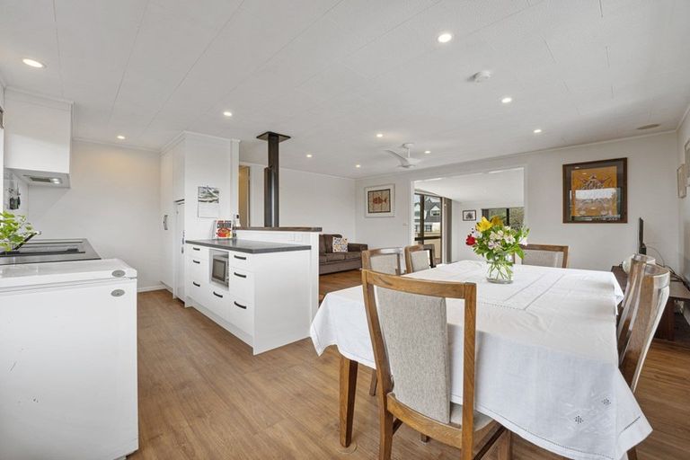 Photo of property in 13 Winstone Place, Highlands Park, New Plymouth, 4312