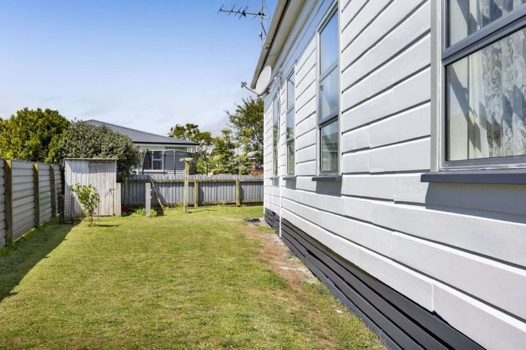 Photo of property in 176 Glover Road, Hawera, 4610