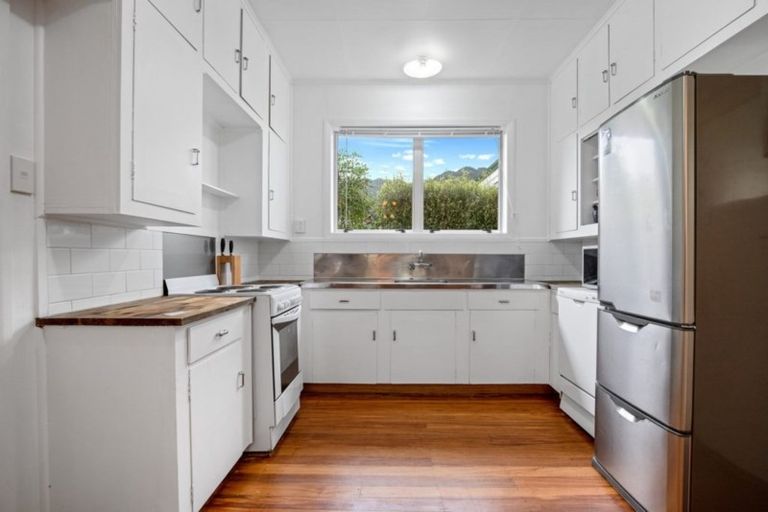 Photo of property in 1 Wyatt Avenue, Te Aroha, 3320