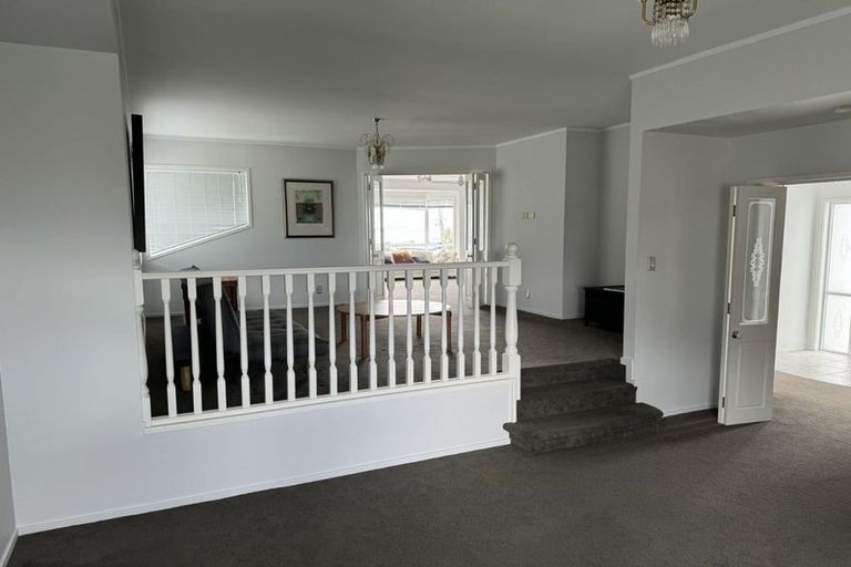 Photo of property in 51 Tiri Road, Manly, Whangaparaoa, 0930